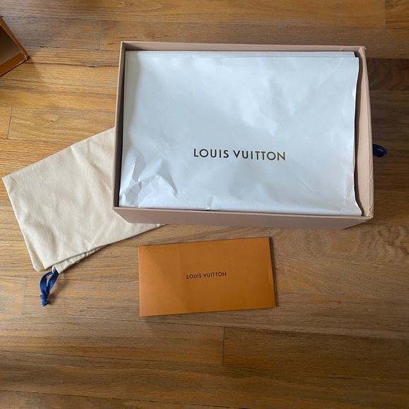 Louis Vuitton Millenium Sneakers. - Picture 9 of 10